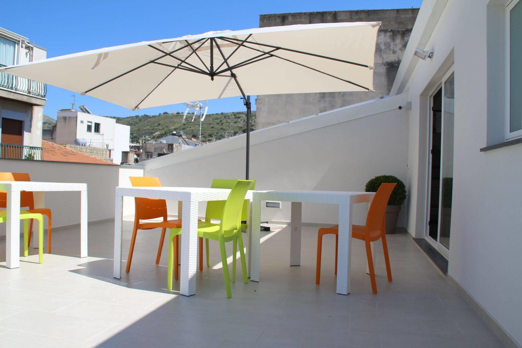La Terrazza B&B Comiso Exterior foto